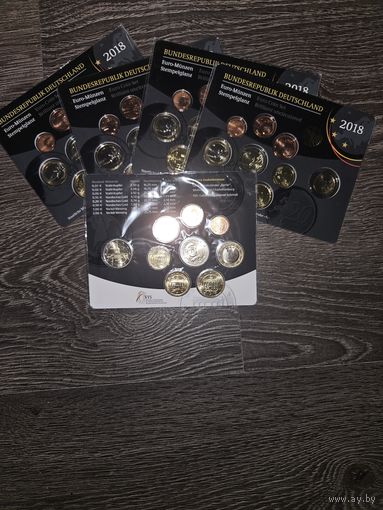 Германия 2018 год 5 наборов разных монетных дворов A D F G J. 1, 2, 5, 10, 20, 50 евроцентов, 1 евро и 2х2 юбилейных евро. Официальный набор BU монет в упаковке.