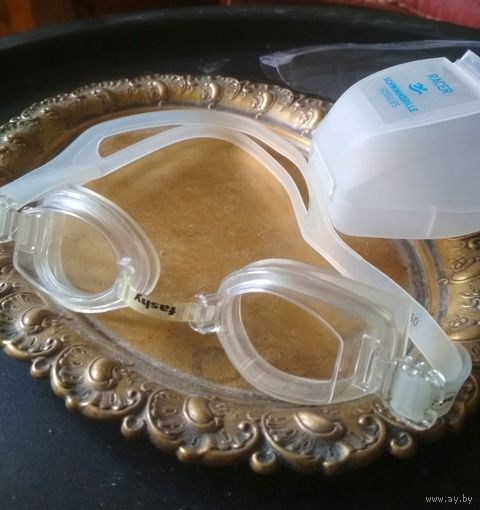 Очки для плавания Fashy Аntifog / UV-Protection, в родном футляре (марочные) без дкефектов