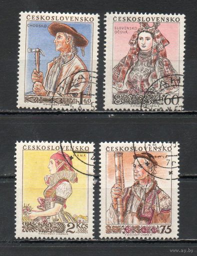 Народные костюмы Чехословакия 1955 год серия из 4-х марок