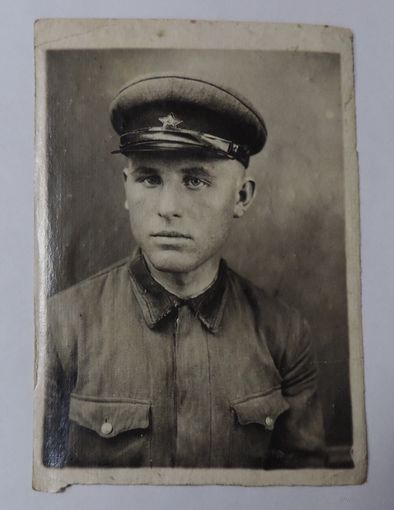 Фото солдата 30-е годы СССР. Размер 8.5-12 см.