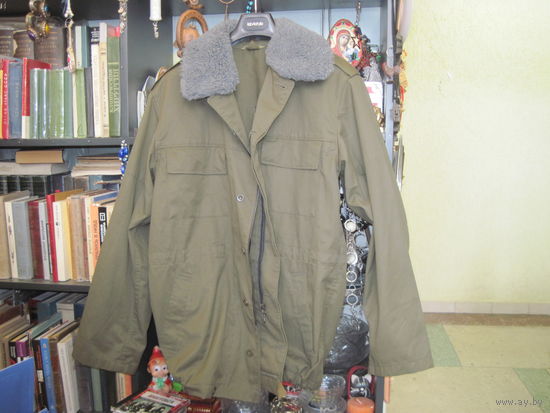 Куртка армии Румынии на 52/5 размер.