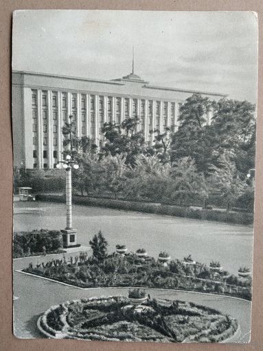 Минск. Дом ЦК КПБ. 1953 г. Чистая.