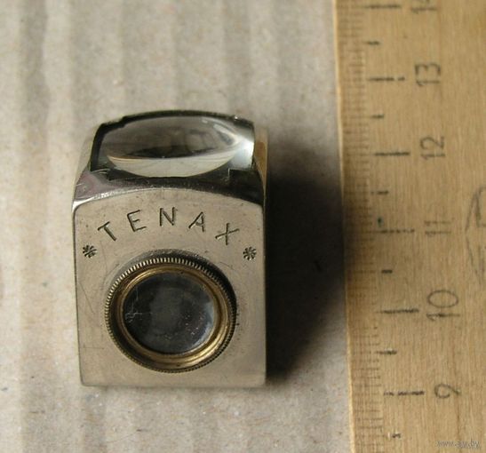 Угловой видоискатель для антикварного фотоаппарата TENAX