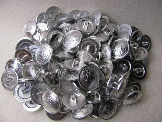Пуговицы. Большие с гербом "Погоня" РБ периода 1992-1996г. (в серебре) (диаметр 22 мм). цена за 1 шт.