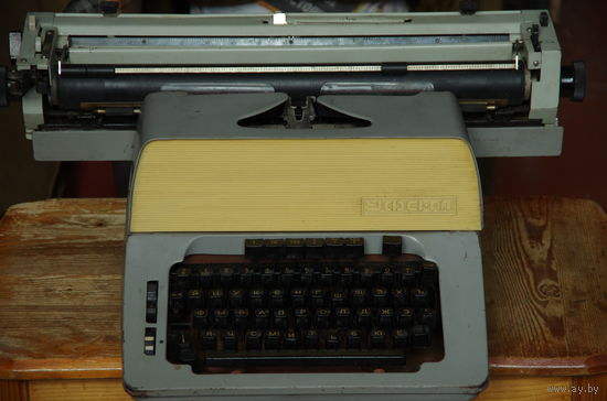 Печатная  машинка  УФА - М     рабочая