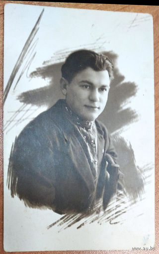 Фото студента или преподавателя Белорусской сельскохозяйственной академии. Горки. 1928 г. 8х13 см.