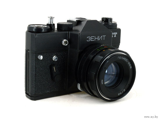 Фотоаппарат Зенит ЕТ (БЕЛОМО) с объективом Гелиос-44М