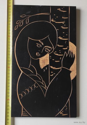 Картина панно Девушка резьба по дереву сувенир СССР Винтаж