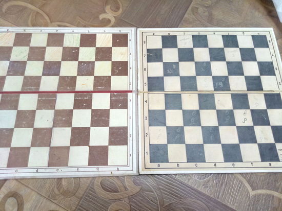 Настольная игра (доска для шашек, шахмат)