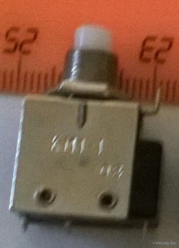 КМ1-1 с дефектами ((цена за 9 шт)) кнопки, микропереключатели