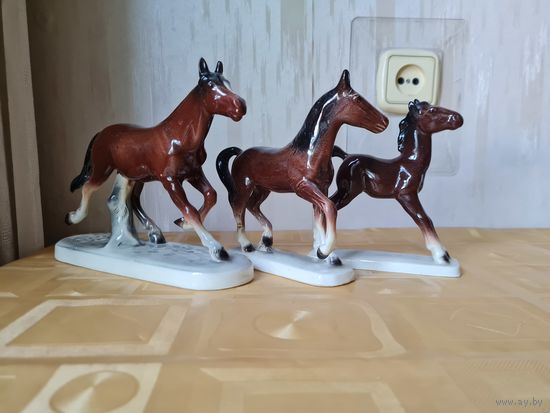 Статуэтки 3 лошади