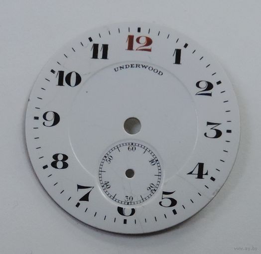 Циферблат эмалевый 20-е годы на наручные часы "UNDERWOOD". Диаметр 3 см.
