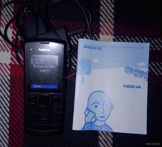 Телефон Nokia X1-01. +зарядное+инструкция.
