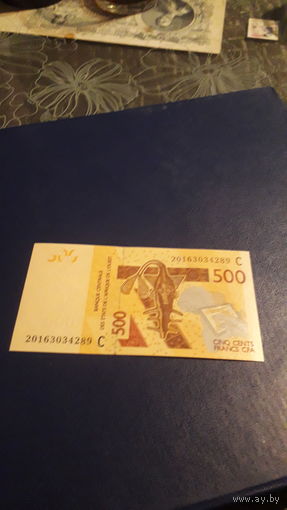 БУРКИНО-ФАСО 500 франков 2012 год