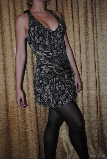 ИДЕАЛЬНОЕ фирменное вечернее платье,-Seam creative line"ЛИЗА",размер-(42/44),-на рост 164-175.НОВОЕ!Фабричная ТУРЦИЯ.