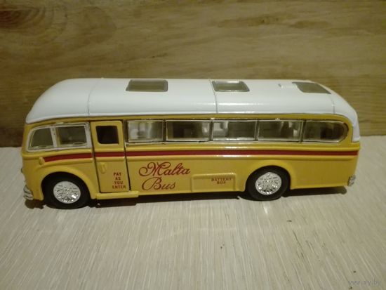 Автобусы Bedford SB Duple Bus Coach.1/64