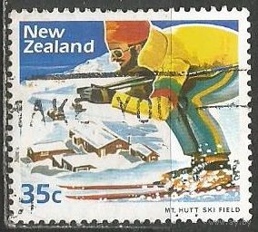 Новая Зеландия. Зимний спорт. Лыжные гонки. 1984г. Mi#897.