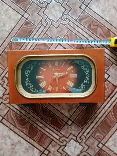 Часы настольные янтарь СССР под ремонт