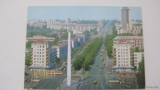 Памятник   Киев Обелиск на площади Победы