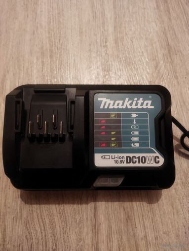 Зарядное устройство Makita DC10WC