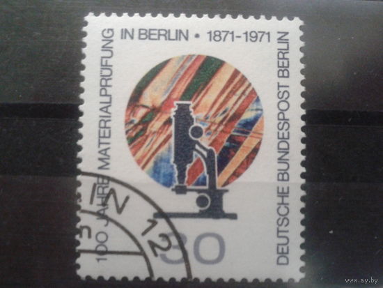Берлин 1971 микроскоп Михель-0,5 евро гаш.