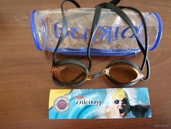 Очки для плавания VIKING (100% UV и ANTI FOG) немного бу