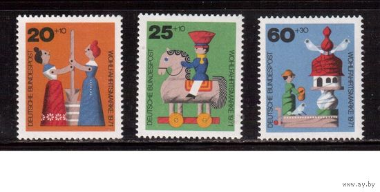 Германия(ФРГ)-1971,(Мих.705-708), **, Игрушки, 3 марки