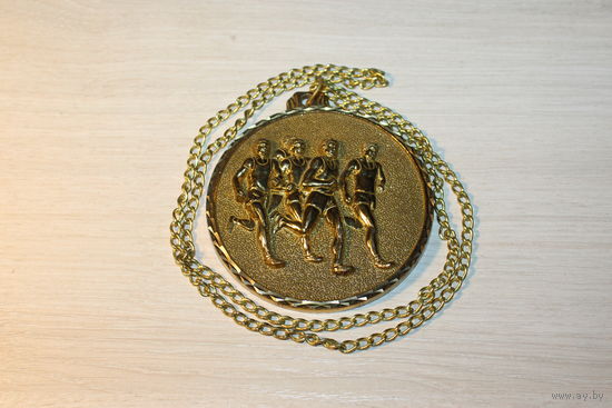 Спортивная, латунная медаль,  Германия, диаметр 9 см.