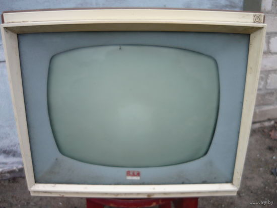 Телевизор ВОЛХОВ 1958 года старейший
