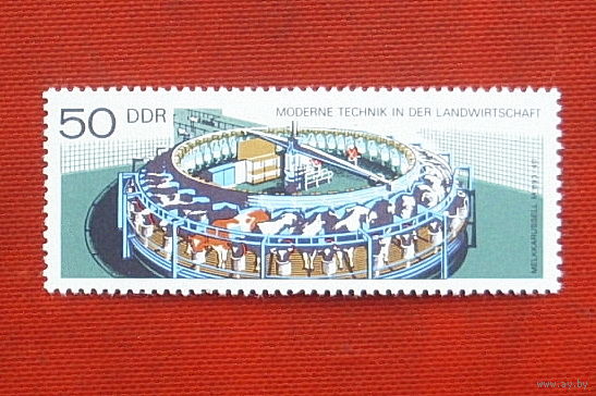ГДР. Сельскохозяйственная техника. ( 1 марка ) 1977 года. 10-17.