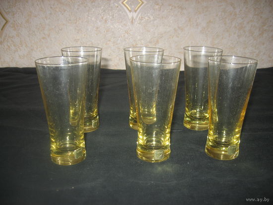 Лот 0017 Набор стаканов "Неман" для коктелей соков и воды из цветного стекла 6шт объём 100 мл