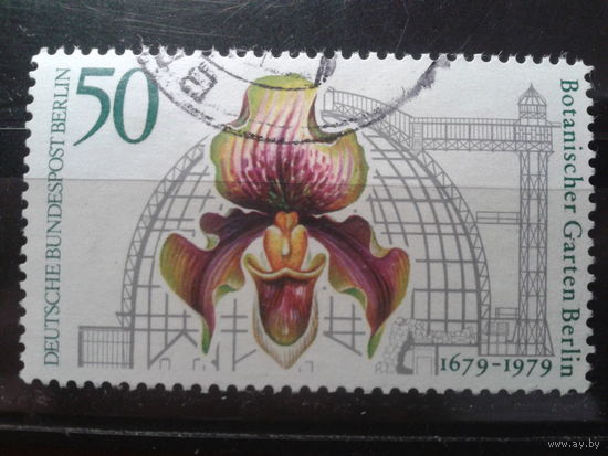 Берлин 1979 300 лет Ботаническому саду Михель-0,7 евро гаш.