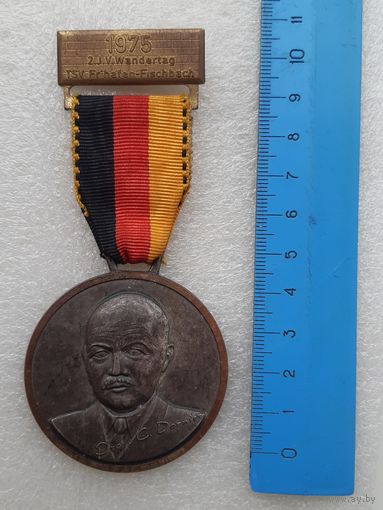 Медаль посвященная Клаудису Дорнье  Германия 1975г., Фридрихсхафен