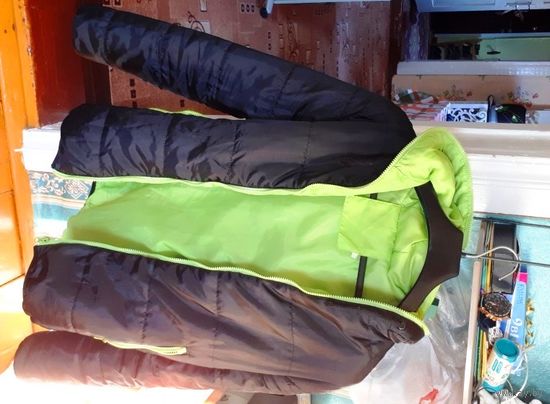 Куртка ветровка с капюшоном легкая двухсторонняя S 165 см.