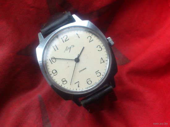 Часы ЛУЧ 2209 КЛАССИКА, из СССР 1980-х