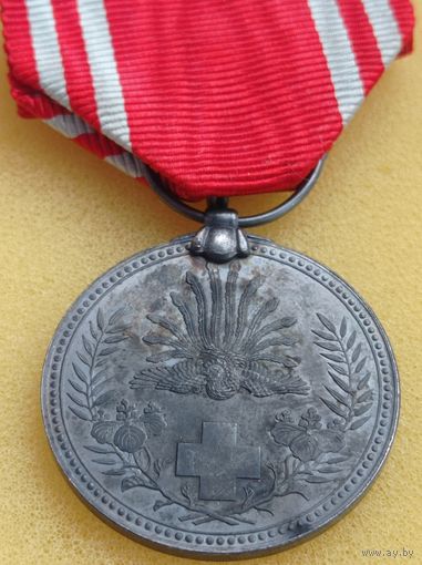 Медаль красного креста , серебро, состояние