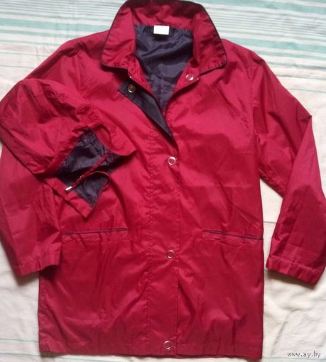 Куртка женская красная Anne de Lancay,Оригинал!р.S/ M, наш 46-48,на рост 165-167 см.