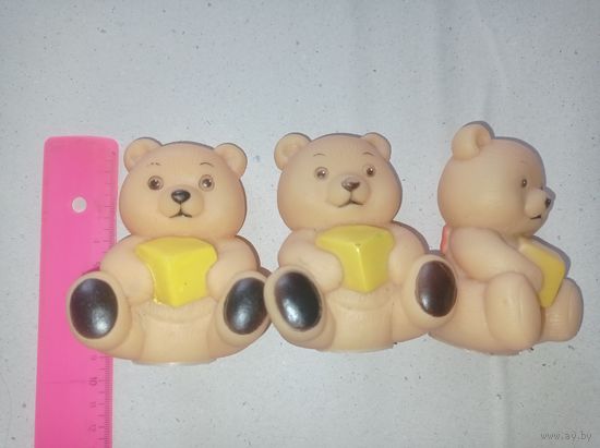 Три медведя, резиновые игрушки