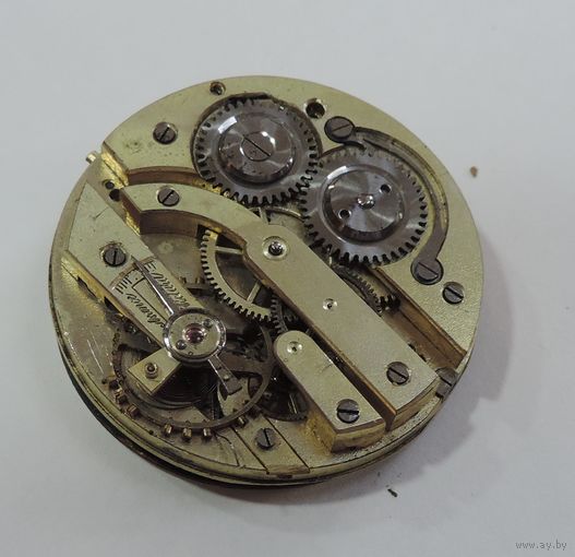 Механизм от карманных часов до 1917 г. Диаметр 4 см. Не исправный.