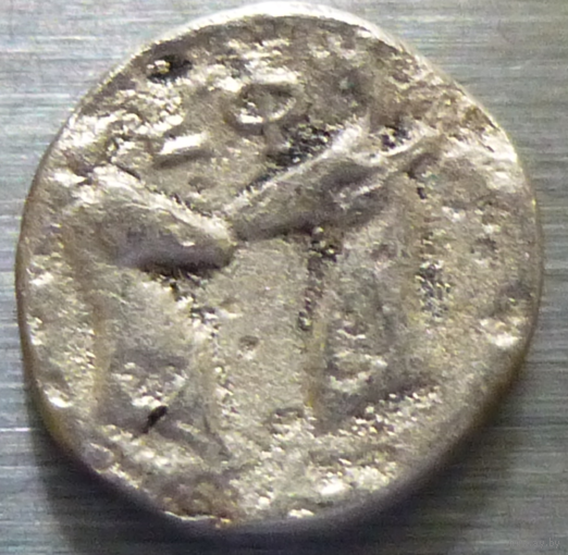 Греция ИОНИЯ, Эфес. 390-330 гг. до н.э. АР Диобол . Столкнулись головы двух оленей.