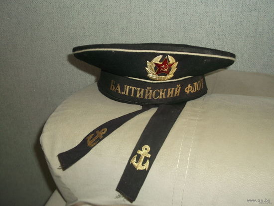Чёрная бескозырка матроса Балтийского флота. СССР, 1987 год.