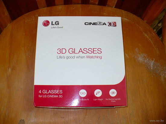 Очечи 3D для телевизоров LG, новые, не пользованные, с салфеточкой.