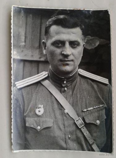 Фото офицера-гвардейца. 1950 г. 8х11.5 см