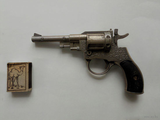 Револьвер СССР.