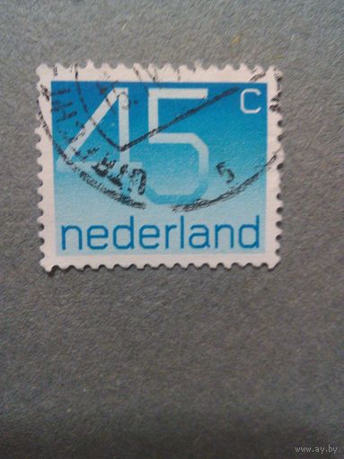 Нидерланды. Стандарт. 1976г. гашеная