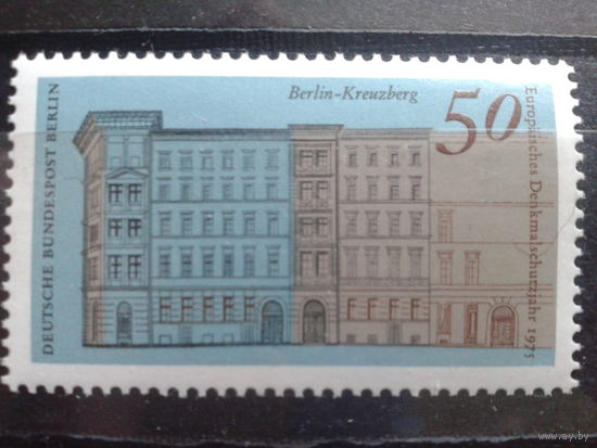 Берлин 1975 Здание Михель-1,0 евро