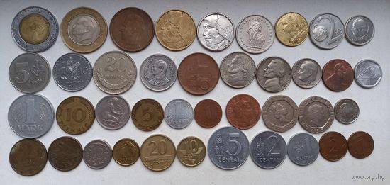 Монеты разных стран Мира 40 штук