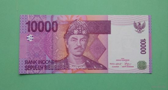 Банкнота 10 000 рупий Индонезия 2005 г.