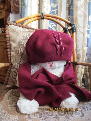 Красивый теплый Комплект шапка и шарф .Шерсть