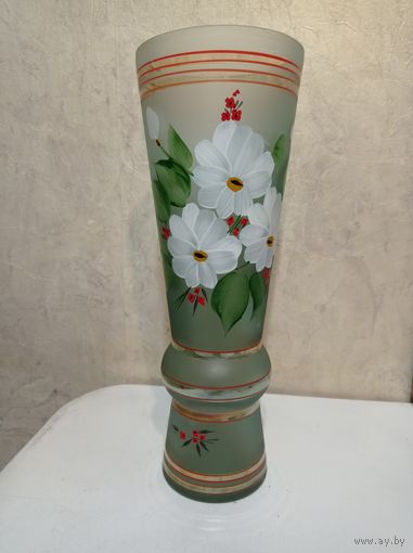 Старинная ваза матовое стекло